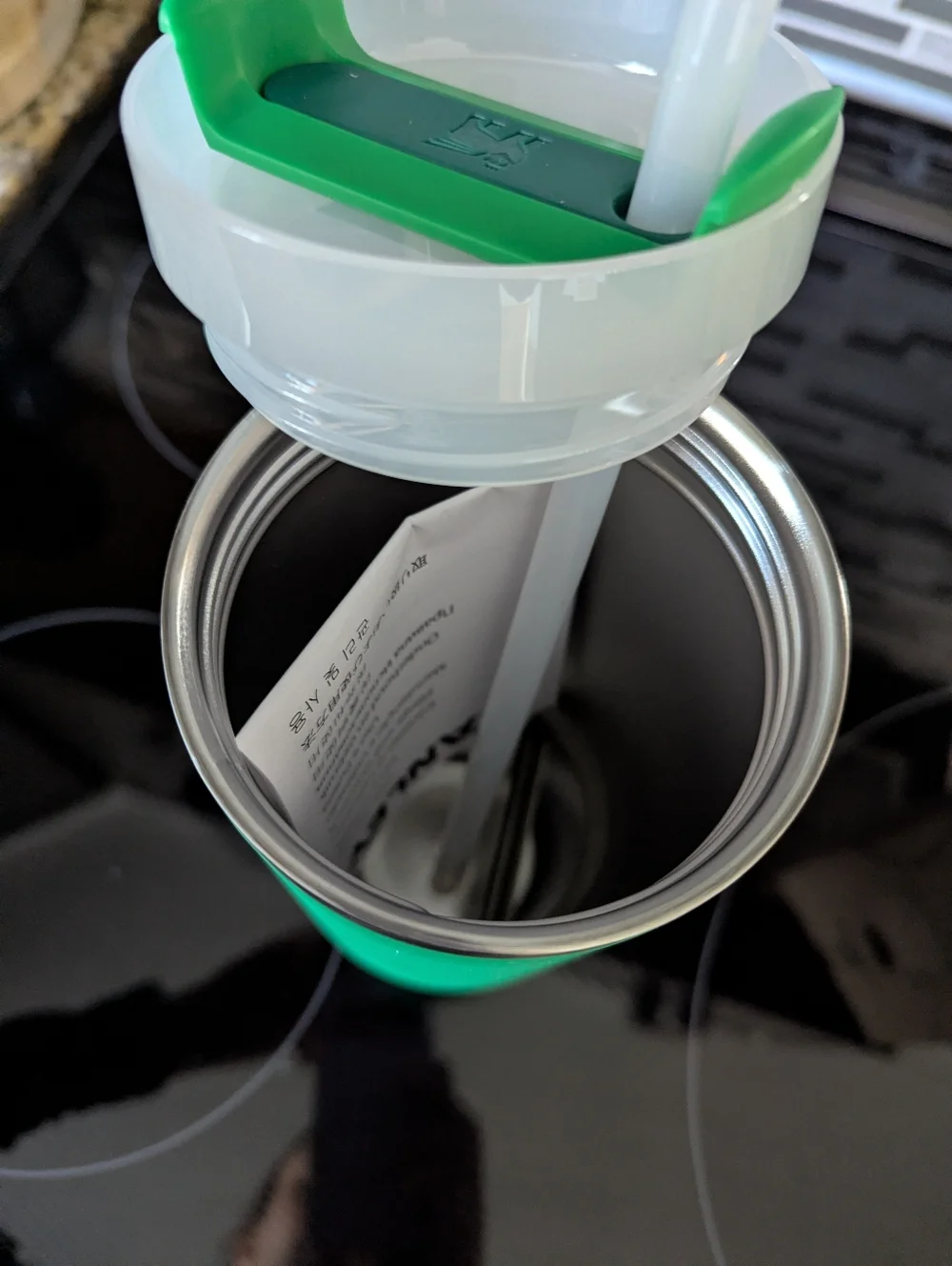 BRAND NEW Stanley Green Insulated Travel Tumbler with Handle and Straw - Picture 3 of 3